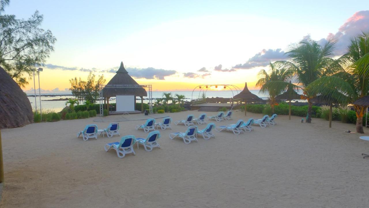 Anelia Resort & Spa Flic en Flac Bagian luar foto